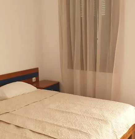 Pia Rooms-2